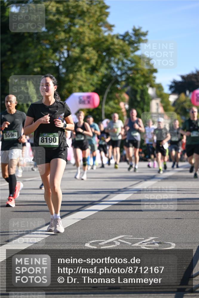 07.09.2025 - BARMER Alsterlauf Dr. Thomas Lammeyer http://msf.ph/oto/8712167 07.09.2025 09:41:21 Laufen 5596, 8190 meine-sportfotos.de
