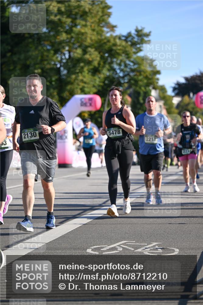 07.09.2025 - BARMER Alsterlauf Dr. Thomas Lammeyer http://msf.ph/oto/8712210 07.09.2025 09:41:28 Laufen 63, 2130, 5478, 2218 meine-sportfotos.de