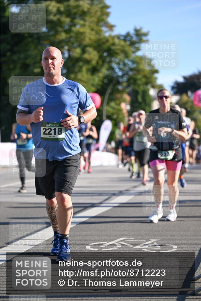 07.09.2025 - BARMER Alsterlauf Dr. Thomas Lammeyer http://msf.ph/oto/8712223 07.09.2025 09:41:30 Laufen 36, 2218, 223 meine-sportfotos.de