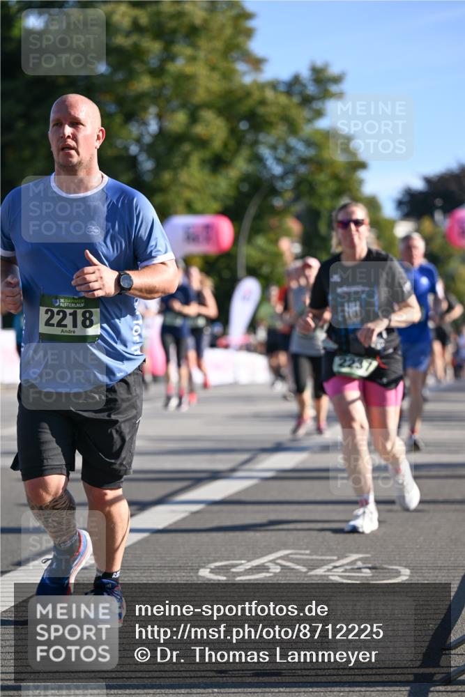 07.09.2025 - BARMER Alsterlauf Dr. Thomas Lammeyer http://msf.ph/oto/8712225 07.09.2025 09:41:31 Laufen 18136, 2218, 2237 meine-sportfotos.de