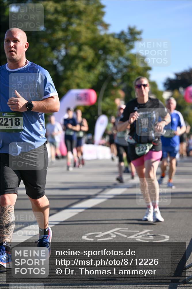 07.09.2025 - BARMER Alsterlauf Dr. Thomas Lammeyer http://msf.ph/oto/8712226 07.09.2025 09:41:31 Laufen 36, 2218, 223 meine-sportfotos.de