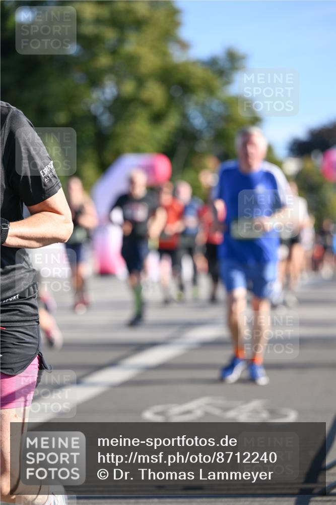 07.09.2025 - BARMER Alsterlauf Dr. Thomas Lammeyer http://msf.ph/oto/8712240 07.09.2025 09:41:33 Laufen  meine-sportfotos.de