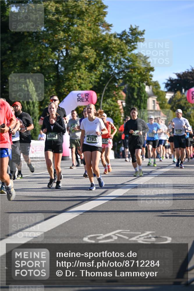 07.09.2025 - BARMER Alsterlauf Dr. Thomas Lammeyer http://msf.ph/oto/8712284 07.09.2025 09:41:42 Laufen 4862, 4783, 2435, 634, 564, 5399 meine-sportfotos.de