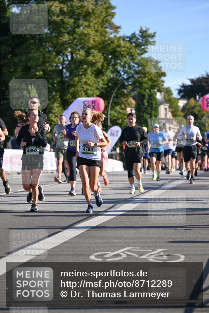 07.09.2025 - BARMER Alsterlauf Dr. Thomas Lammeyer http://msf.ph/oto/8712289 07.09.2025 09:41:42 Laufen 4862, 43, 5399, 6342, 4783 meine-sportfotos.de