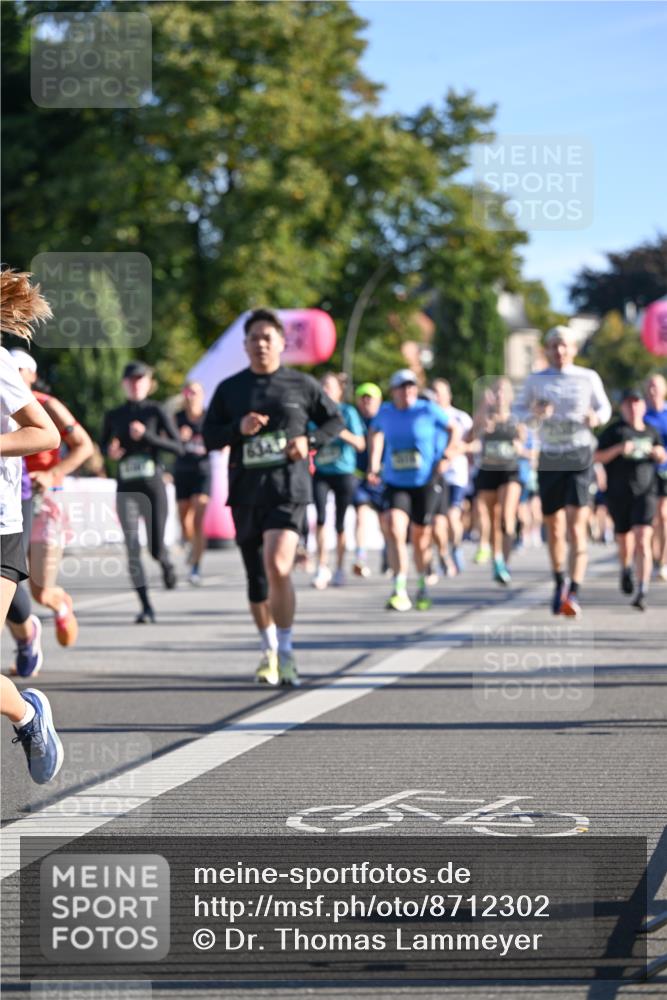 07.09.2025 - BARMER Alsterlauf Dr. Thomas Lammeyer http://msf.ph/oto/8712302 07.09.2025 09:41:45 Laufen  meine-sportfotos.de