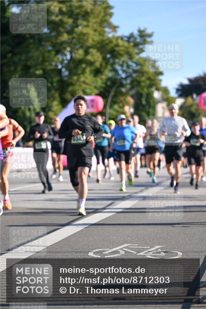 07.09.2025 - BARMER Alsterlauf Dr. Thomas Lammeyer http://msf.ph/oto/8712303 07.09.2025 09:41:45 Laufen  meine-sportfotos.de