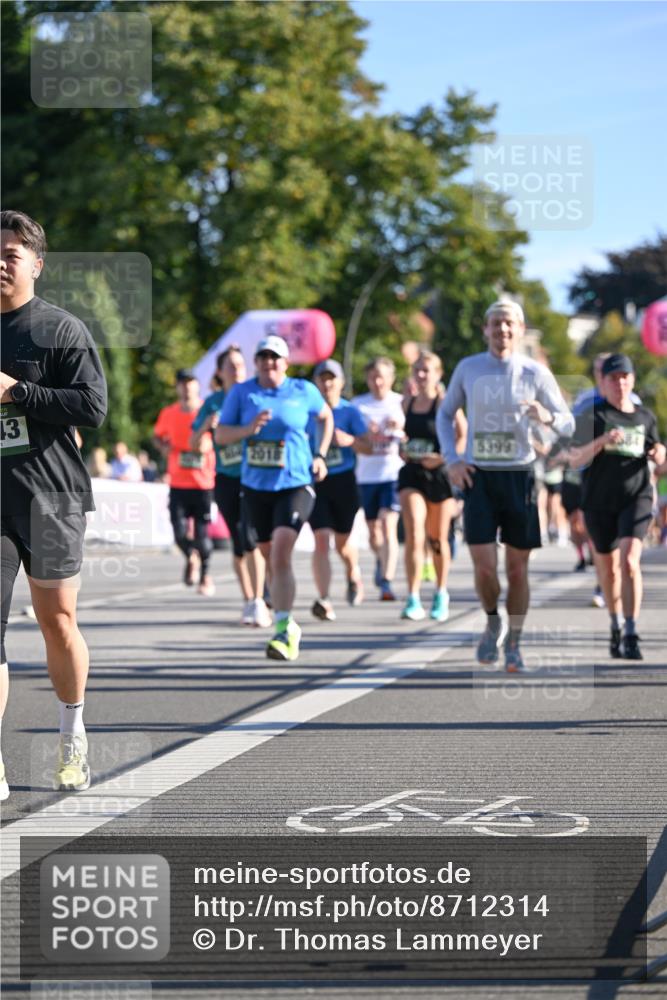 07.09.2025 - BARMER Alsterlauf Dr. Thomas Lammeyer http://msf.ph/oto/8712314 07.09.2025 09:41:46 Laufen 13, 2018, 5399 meine-sportfotos.de
