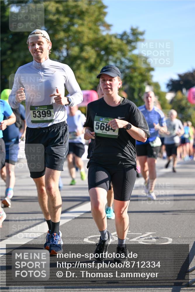 07.09.2025 - BARMER Alsterlauf Dr. Thomas Lammeyer http://msf.ph/oto/8712334 07.09.2025 09:41:49 Laufen 36, 5399, 36, 5684 meine-sportfotos.de
