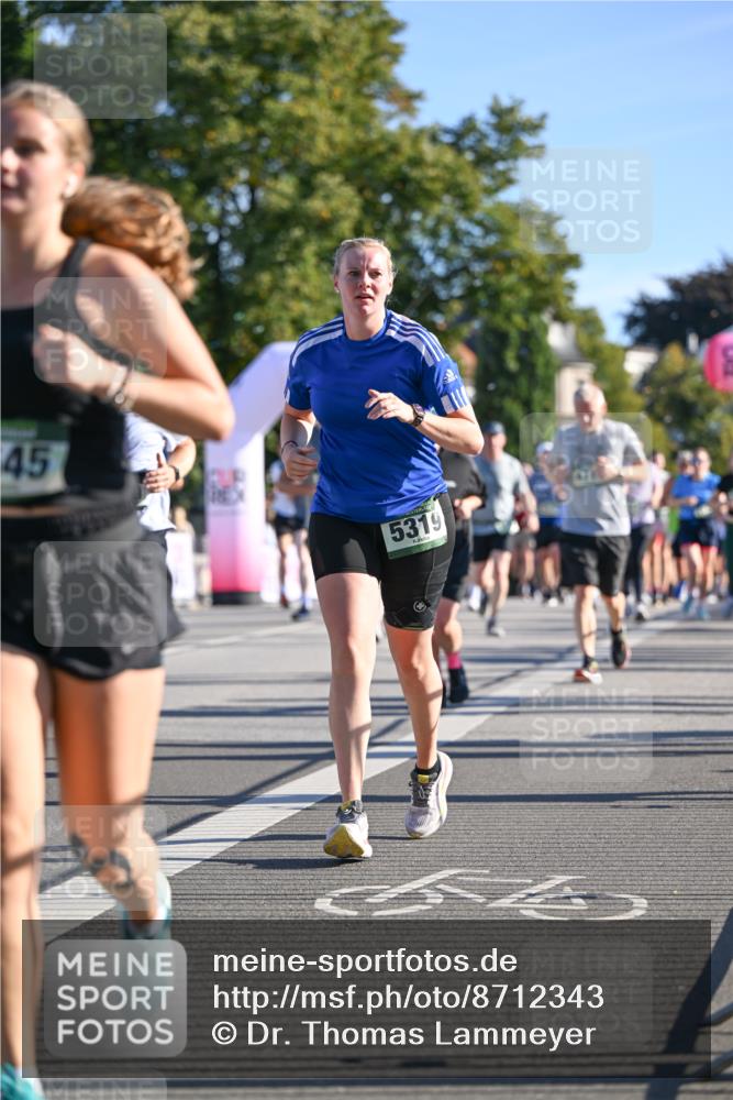 07.09.2025 - BARMER Alsterlauf Dr. Thomas Lammeyer http://msf.ph/oto/8712343 07.09.2025 09:41:51 Laufen 45, 5319 meine-sportfotos.de