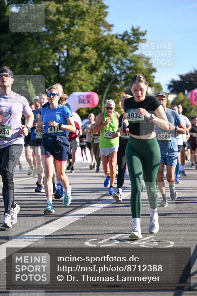 07.09.2025 - BARMER Alsterlauf Dr. Thomas Lammeyer http://msf.ph/oto/8712388 07.09.2025 09:41:58 Laufen 934, 4097, 4174, 210, 4932, 8288 meine-sportfotos.de