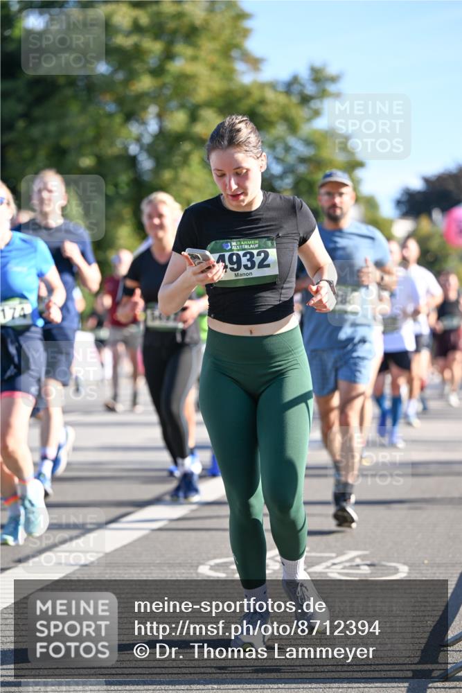 07.09.2025 - BARMER Alsterlauf Dr. Thomas Lammeyer http://msf.ph/oto/8712394 07.09.2025 09:41:59 Laufen 174, 36, 4932 meine-sportfotos.de