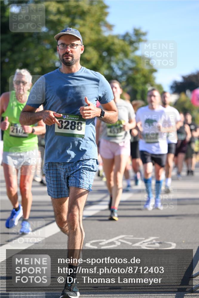 07.09.2025 - BARMER Alsterlauf Dr. Thomas Lammeyer http://msf.ph/oto/8712403 07.09.2025 09:42:00 Laufen 210, 36, 3288 meine-sportfotos.de