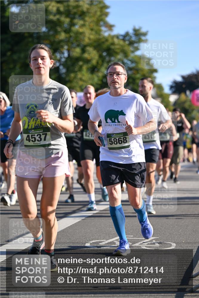 07.09.2025 - BARMER Alsterlauf Dr. Thomas Lammeyer http://msf.ph/oto/8712414 07.09.2025 09:42:02 Laufen 4537, 821, 100, 5868, 4319 meine-sportfotos.de