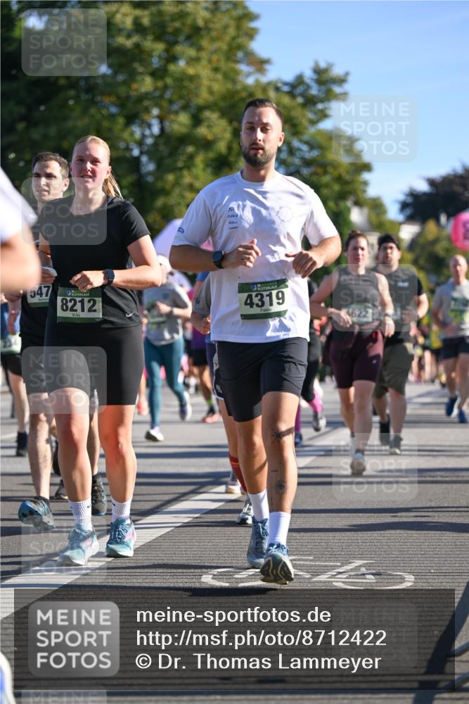 07.09.2025 - BARMER Alsterlauf Dr. Thomas Lammeyer http://msf.ph/oto/8712422 07.09.2025 09:42:03 Laufen 547, 8212, 4319 meine-sportfotos.de