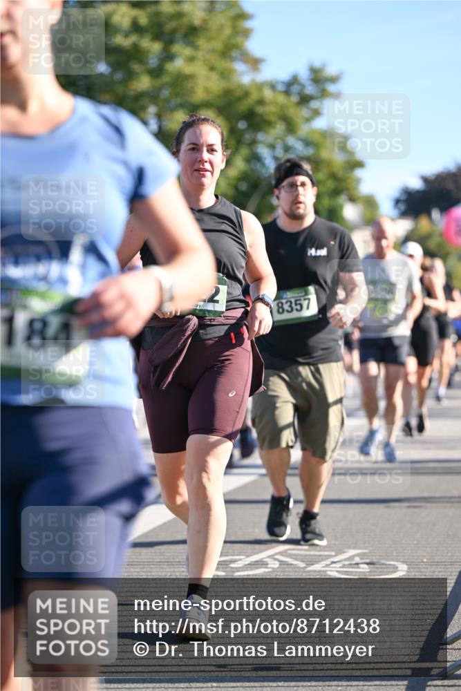 07.09.2025 - BARMER Alsterlauf Dr. Thomas Lammeyer http://msf.ph/oto/8712438 07.09.2025 09:42:06 Laufen 184, 2, 8357 meine-sportfotos.de