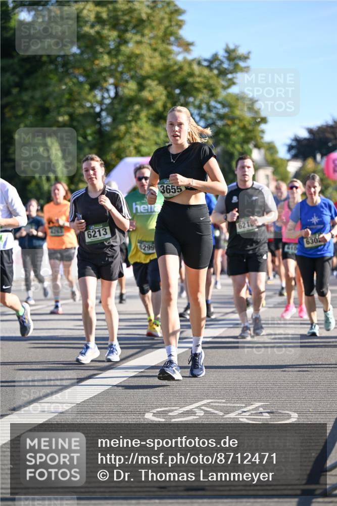 07.09.2025 - BARMER Alsterlauf Dr. Thomas Lammeyer http://msf.ph/oto/8712471 07.09.2025 09:42:11 Laufen 4043, 6213, 299, 3655, 621, 630 meine-sportfotos.de