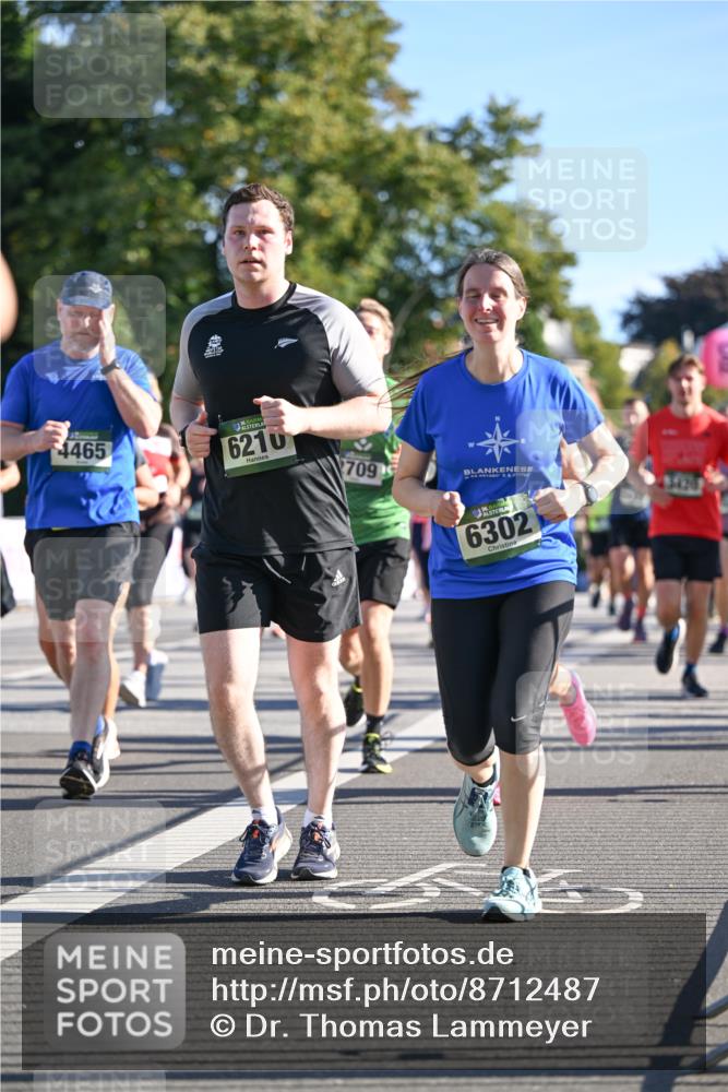07.09.2025 - BARMER Alsterlauf Dr. Thomas Lammeyer http://msf.ph/oto/8712487 07.09.2025 09:42:14 Laufen 4465, 6210, 709, 6302, 13420 meine-sportfotos.de