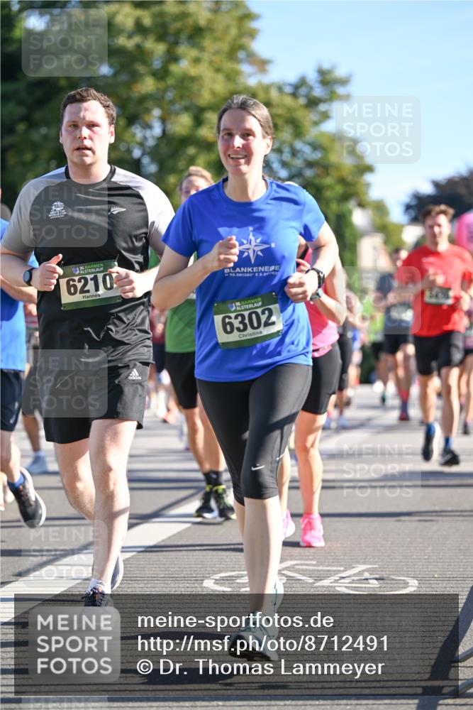07.09.2025 - BARMER Alsterlauf Dr. Thomas Lammeyer http://msf.ph/oto/8712491 07.09.2025 09:42:15 Laufen 136, 6210, 3, 53, 561380, 9, 8, 63, 6302 meine-sportfotos.de