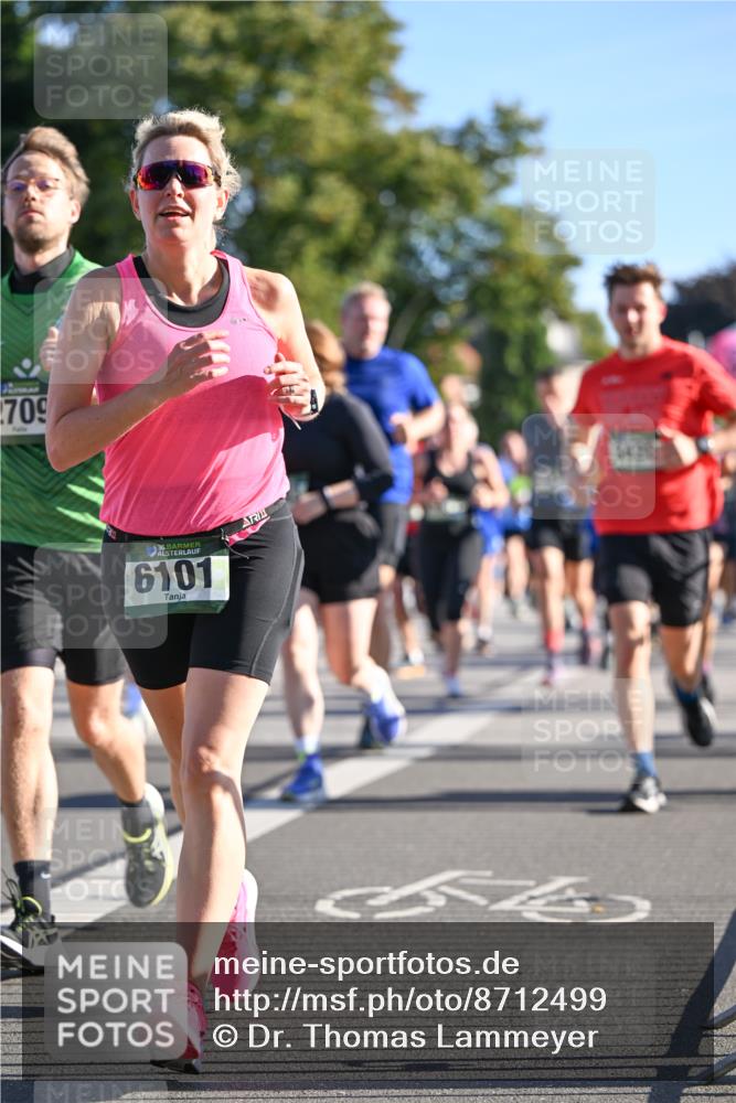 07.09.2025 - BARMER Alsterlauf Dr. Thomas Lammeyer http://msf.ph/oto/8712499 07.09.2025 09:42:16 Laufen 2709, 36, 6101 meine-sportfotos.de