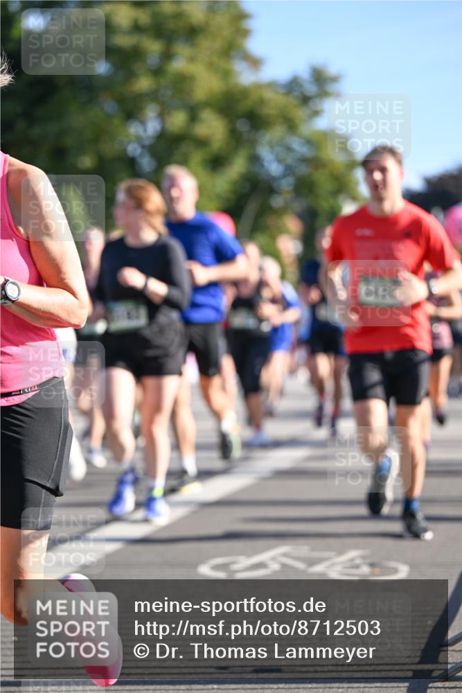 07.09.2025 - BARMER Alsterlauf Dr. Thomas Lammeyer http://msf.ph/oto/8712503 07.09.2025 09:42:16 Laufen  meine-sportfotos.de
