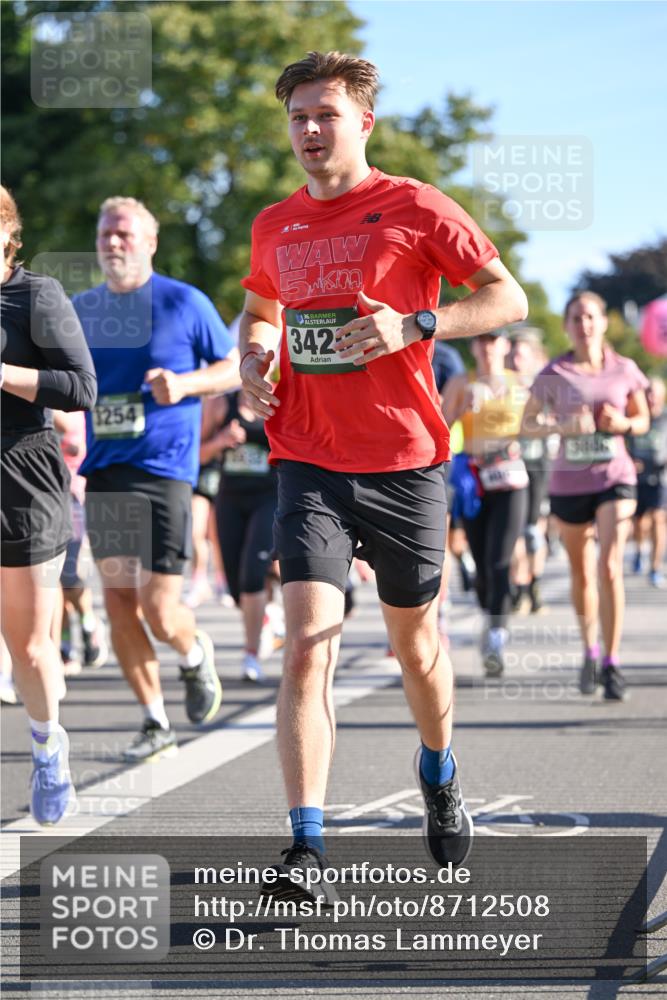 07.09.2025 - BARMER Alsterlauf Dr. Thomas Lammeyer http://msf.ph/oto/8712508 07.09.2025 09:42:17 Laufen 1254, 36, 342, 3406 meine-sportfotos.de