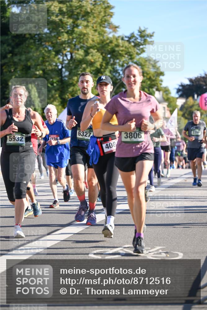 07.09.2025 - BARMER Alsterlauf Dr. Thomas Lammeyer http://msf.ph/oto/8712516 07.09.2025 09:42:19 Laufen 5932, 4736, 6327, 408, 3806, 2200 meine-sportfotos.de