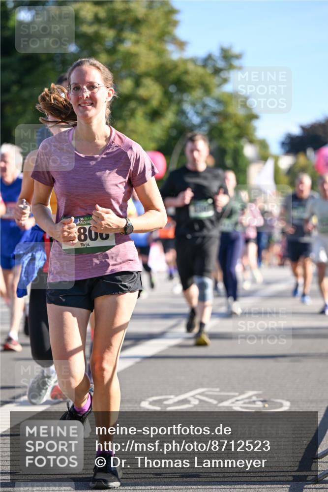 07.09.2025 - BARMER Alsterlauf Dr. Thomas Lammeyer http://msf.ph/oto/8712523 07.09.2025 09:42:20 Laufen 800 meine-sportfotos.de