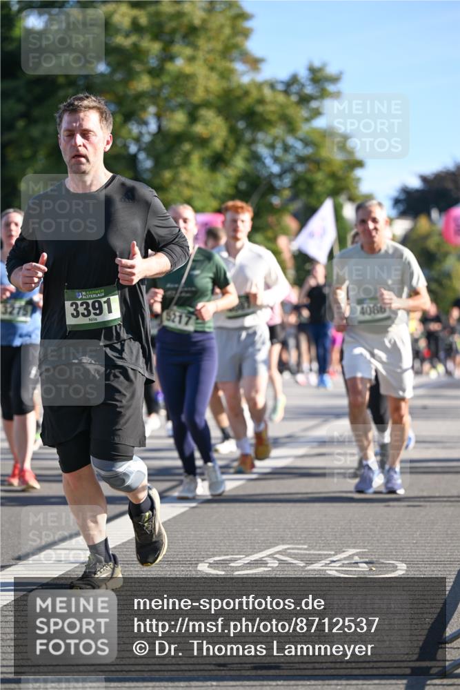 07.09.2025 - BARMER Alsterlauf Dr. Thomas Lammeyer http://msf.ph/oto/8712537 07.09.2025 09:42:22 Laufen 3275, 36, 3391, 4086, 8217 meine-sportfotos.de