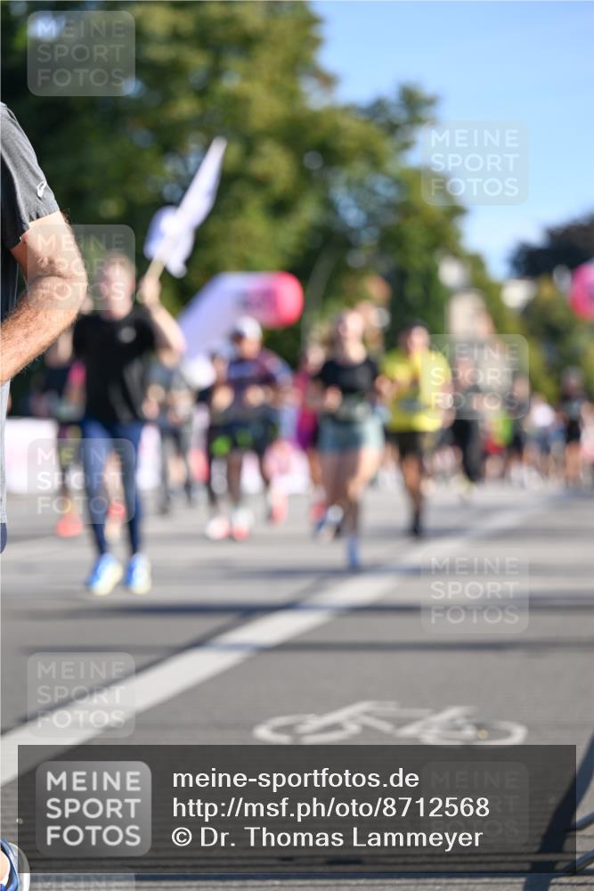 07.09.2025 - BARMER Alsterlauf Dr. Thomas Lammeyer http://msf.ph/oto/8712568 07.09.2025 09:42:26 Laufen  meine-sportfotos.de