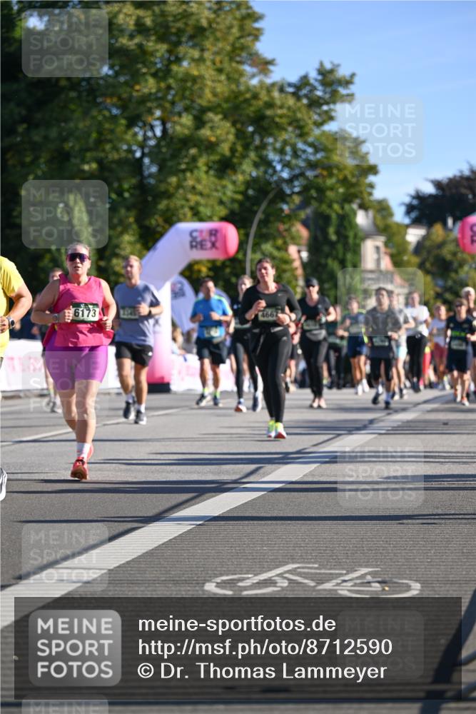 07.09.2025 - BARMER Alsterlauf Dr. Thomas Lammeyer http://msf.ph/oto/8712590 07.09.2025 09:42:30 Laufen 6173, 4667 meine-sportfotos.de
