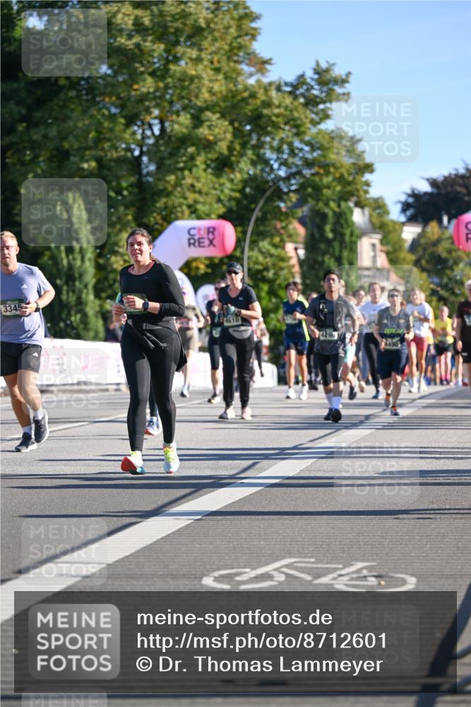 07.09.2025 - BARMER Alsterlauf Dr. Thomas Lammeyer http://msf.ph/oto/8712601 07.09.2025 09:42:32 Laufen 3345 meine-sportfotos.de