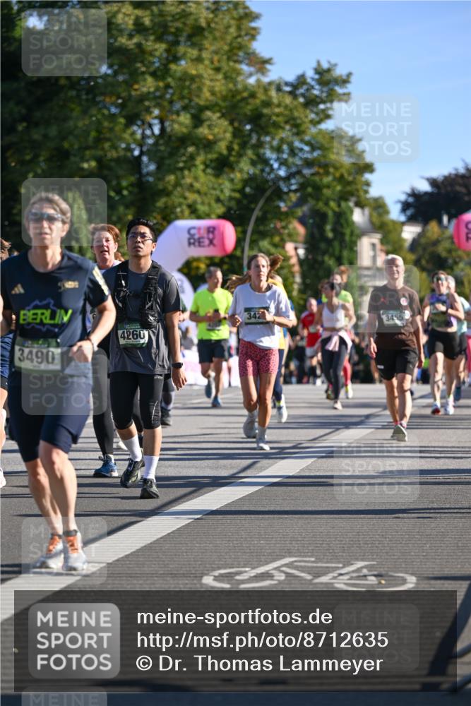 07.09.2025 - BARMER Alsterlauf Dr. Thomas Lammeyer http://msf.ph/oto/8712635 07.09.2025 09:42:37 Laufen 3490, 4260, 342, 3455 meine-sportfotos.de