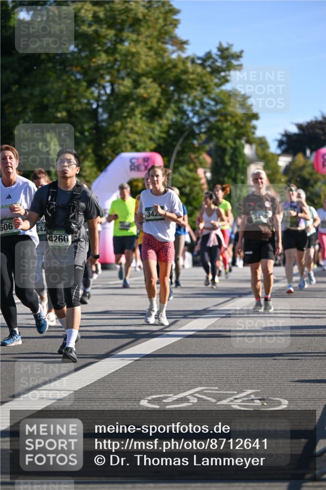 07.09.2025 - BARMER Alsterlauf Dr. Thomas Lammeyer http://msf.ph/oto/8712641 07.09.2025 09:42:38 Laufen 606, 4260, 342 meine-sportfotos.de