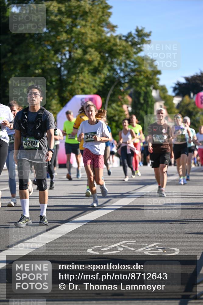 07.09.2025 - BARMER Alsterlauf Dr. Thomas Lammeyer http://msf.ph/oto/8712643 07.09.2025 09:42:39 Laufen 4260, 342, 3455 meine-sportfotos.de