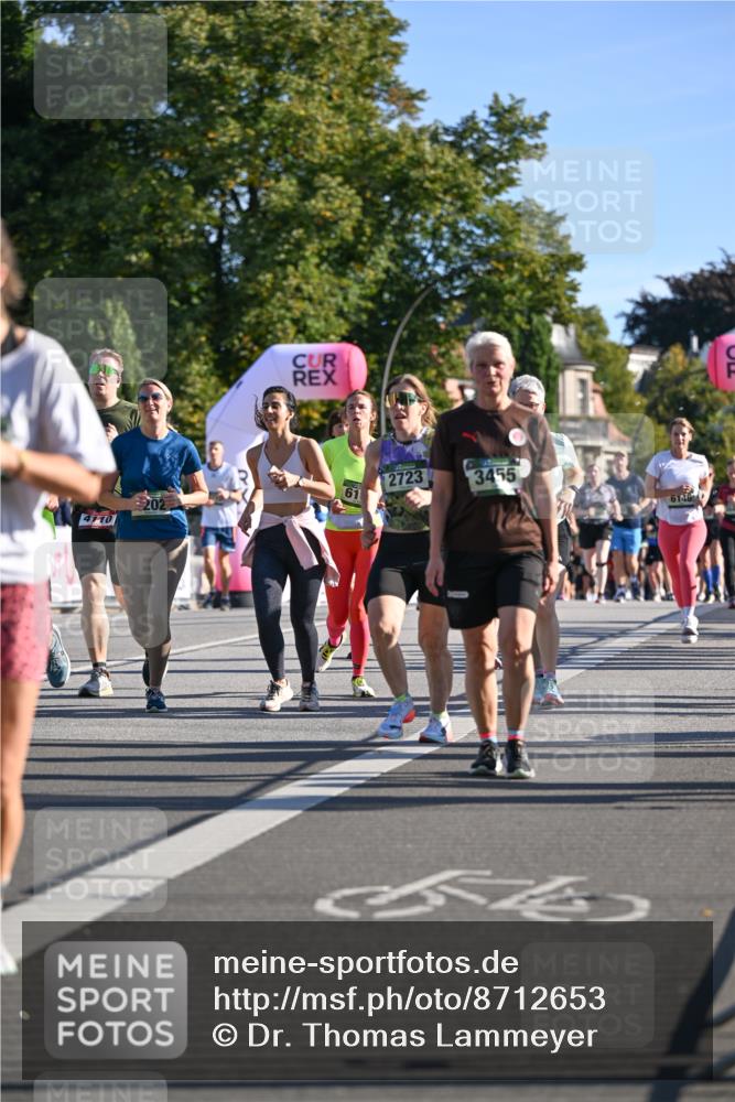 07.09.2025 - BARMER Alsterlauf Dr. Thomas Lammeyer http://msf.ph/oto/8712653 07.09.2025 09:42:41 Laufen 4110, 202, 2723, 3455, 61, 6146 meine-sportfotos.de