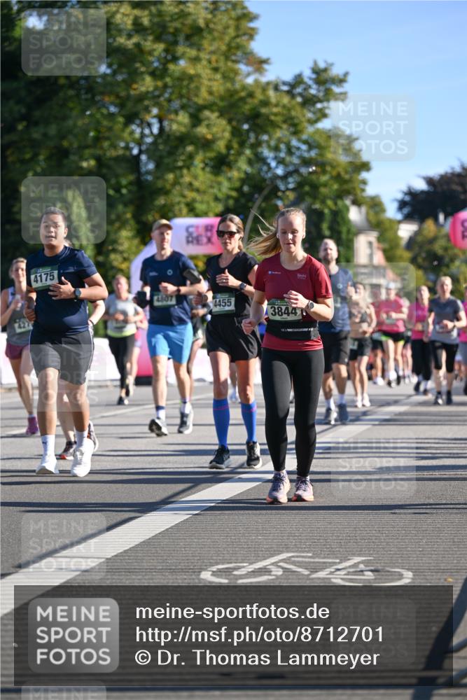 07.09.2025 - BARMER Alsterlauf Dr. Thomas Lammeyer http://msf.ph/oto/8712701 07.09.2025 09:42:50 Laufen 4175, 4807, 4455, 3844 meine-sportfotos.de