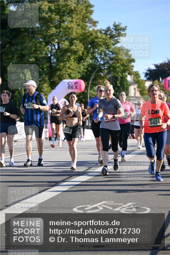 07.09.2025 - BARMER Alsterlauf Dr. Thomas Lammeyer http://msf.ph/oto/8712730 07.09.2025 09:42:54 Laufen 12, 4912, 5010, 7425, 5424 meine-sportfotos.de