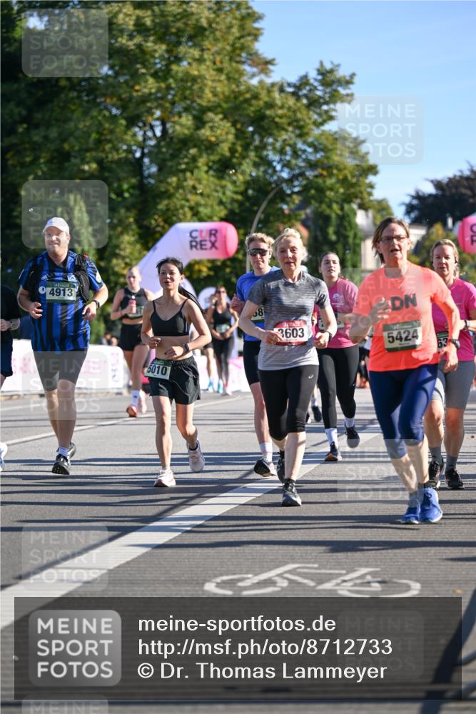 07.09.2025 - BARMER Alsterlauf Dr. Thomas Lammeyer http://msf.ph/oto/8712733 07.09.2025 09:42:55 Laufen 4913, 5010, 8, 3603, 5424 meine-sportfotos.de