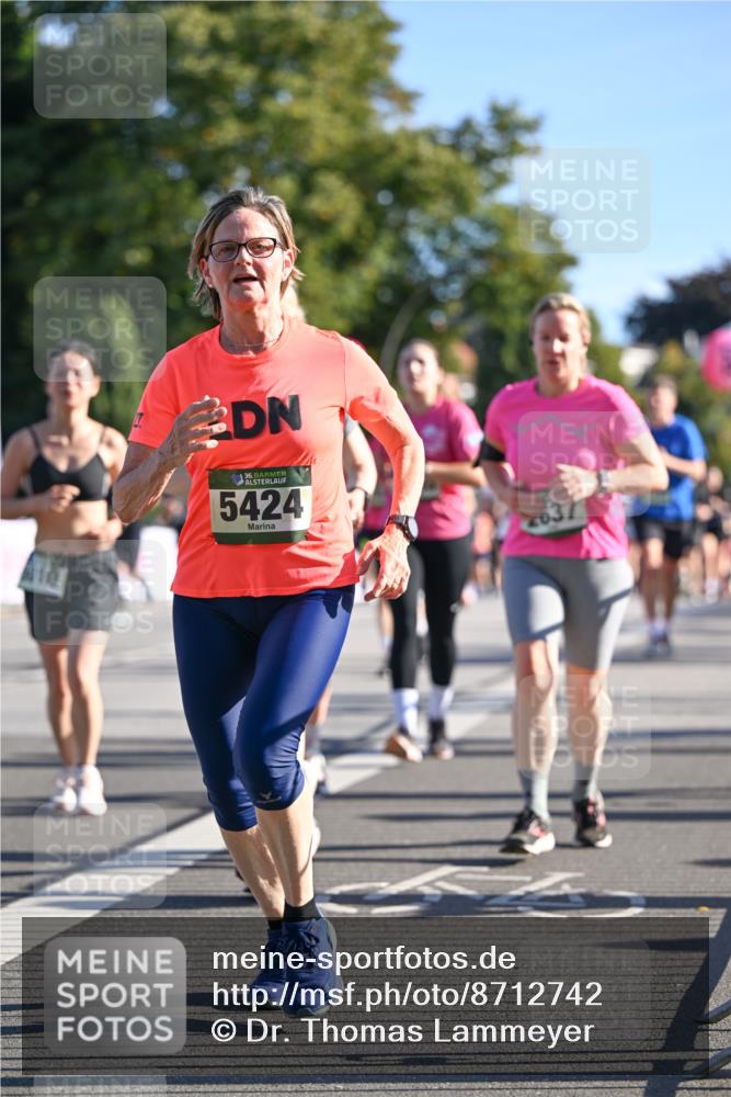 07.09.2025 - BARMER Alsterlauf Dr. Thomas Lammeyer http://msf.ph/oto/8712742 07.09.2025 09:42:56 Laufen 110, 36, 5424, 2631 meine-sportfotos.de