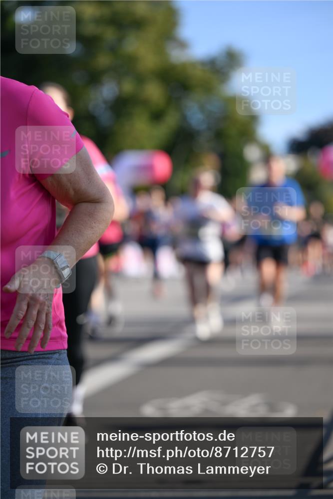 07.09.2025 - BARMER Alsterlauf Dr. Thomas Lammeyer http://msf.ph/oto/8712757 07.09.2025 09:42:58 Laufen 4 meine-sportfotos.de