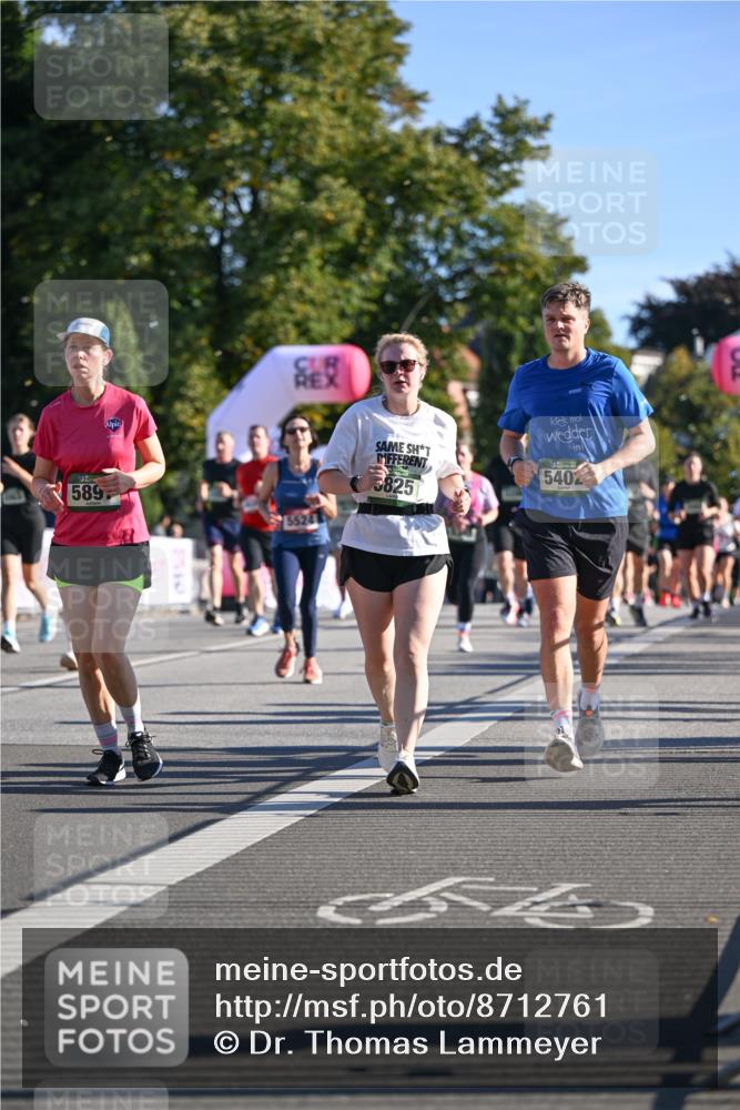 07.09.2025 - BARMER Alsterlauf Dr. Thomas Lammeyer http://msf.ph/oto/8712761 07.09.2025 09:42:59 Laufen 589, 5524, 5825, 5402 meine-sportfotos.de