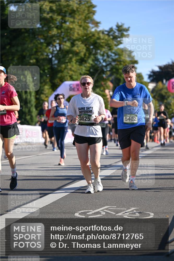 07.09.2025 - BARMER Alsterlauf Dr. Thomas Lammeyer http://msf.ph/oto/8712765 07.09.2025 09:43:00 Laufen 3825, 5402 meine-sportfotos.de