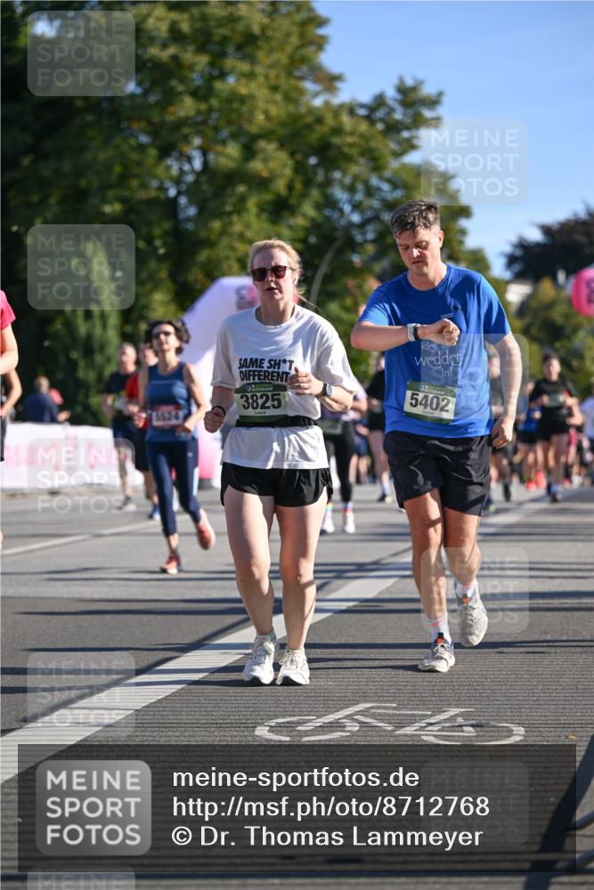 07.09.2025 - BARMER Alsterlauf Dr. Thomas Lammeyer http://msf.ph/oto/8712768 07.09.2025 09:43:00 Laufen 3624, 3825, 5402 meine-sportfotos.de