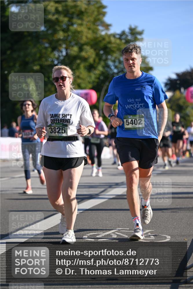 07.09.2025 - BARMER Alsterlauf Dr. Thomas Lammeyer http://msf.ph/oto/8712773 07.09.2025 09:43:01 Laufen 3825, 5402 meine-sportfotos.de