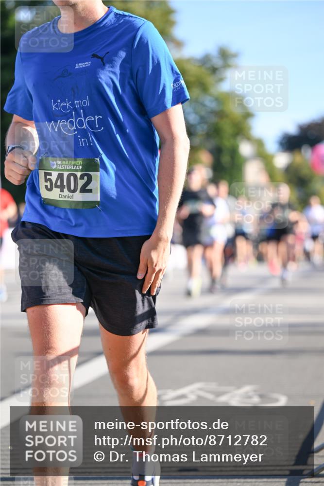07.09.2025 - BARMER Alsterlauf Dr. Thomas Lammeyer http://msf.ph/oto/8712782 07.09.2025 09:43:02 Laufen 33, 36, 5402 meine-sportfotos.de