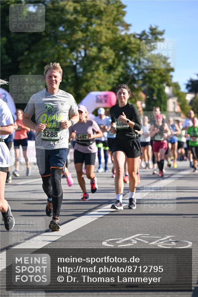 07.09.2025 - BARMER Alsterlauf Dr. Thomas Lammeyer http://msf.ph/oto/8712795 07.09.2025 09:43:07 Laufen 3288, 19, 4864 meine-sportfotos.de