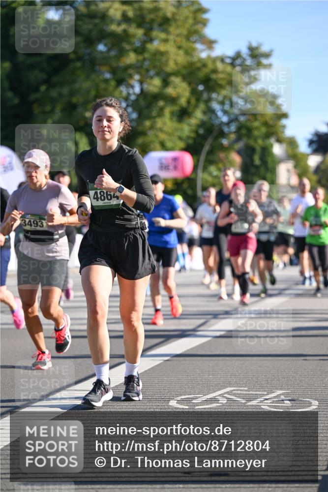 07.09.2025 - BARMER Alsterlauf Dr. Thomas Lammeyer http://msf.ph/oto/8712804 07.09.2025 09:43:09 Laufen 3493, 4864 meine-sportfotos.de