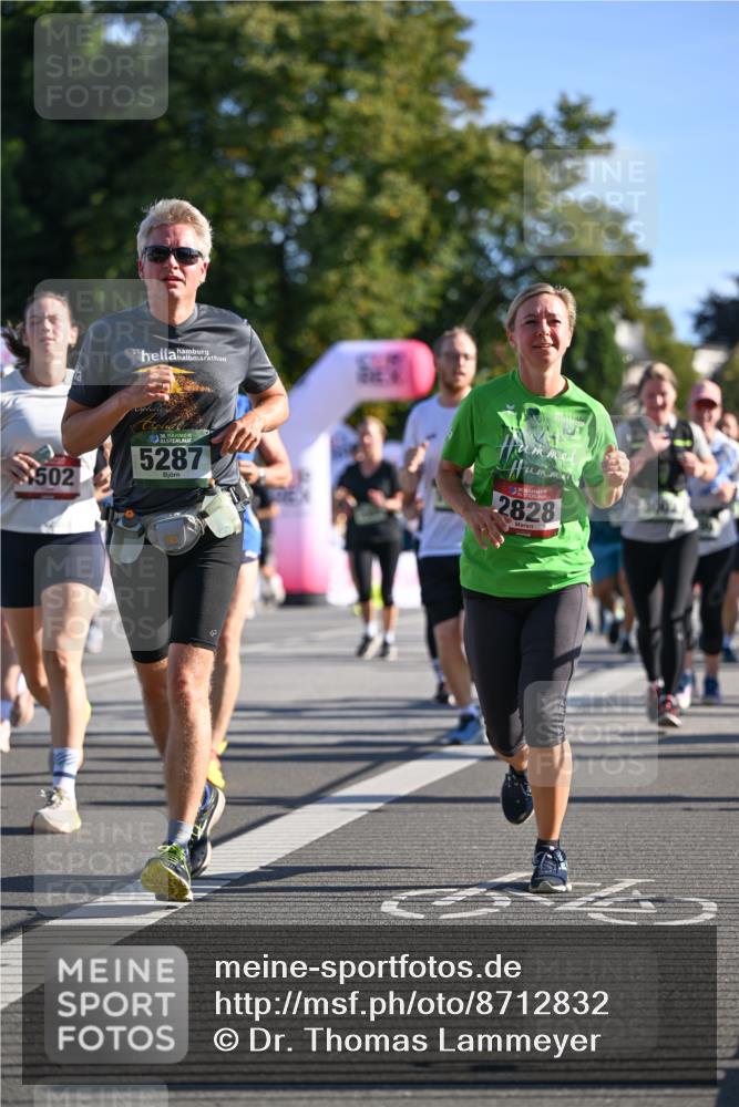 07.09.2025 - BARMER Alsterlauf Dr. Thomas Lammeyer http://msf.ph/oto/8712832 07.09.2025 09:43:13 Laufen 502, 36, 5287, 36, 2828, 1300 meine-sportfotos.de