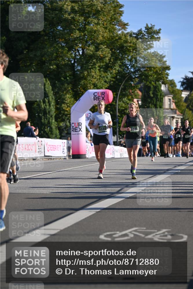 07.09.2025 - BARMER Alsterlauf Dr. Thomas Lammeyer http://msf.ph/oto/8712880 07.09.2025 09:43:21 Laufen 5594, 5595, 4124, 54 meine-sportfotos.de
