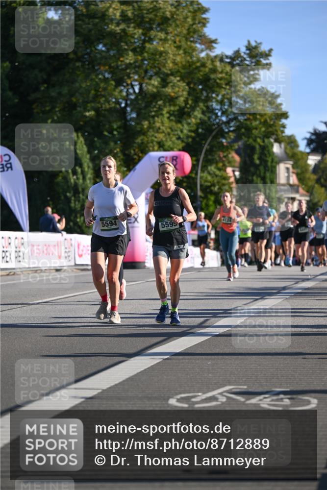 07.09.2025 - BARMER Alsterlauf Dr. Thomas Lammeyer http://msf.ph/oto/8712889 07.09.2025 09:43:23 Laufen 5594, 5595 meine-sportfotos.de